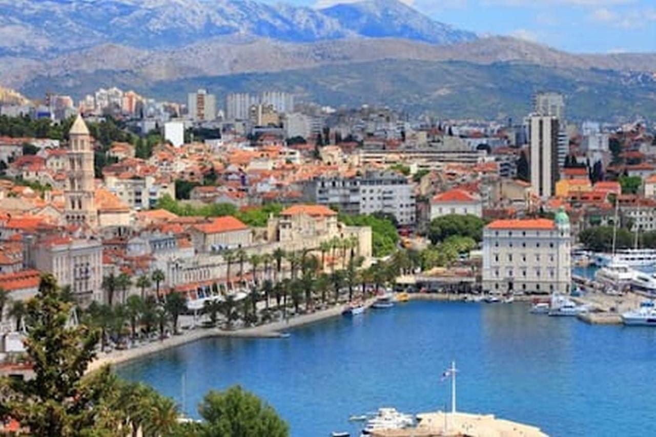 Apartment-Center Of Split Exterior photo